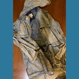 Forever 21 Acid Wash Denim   Jacket with Hood